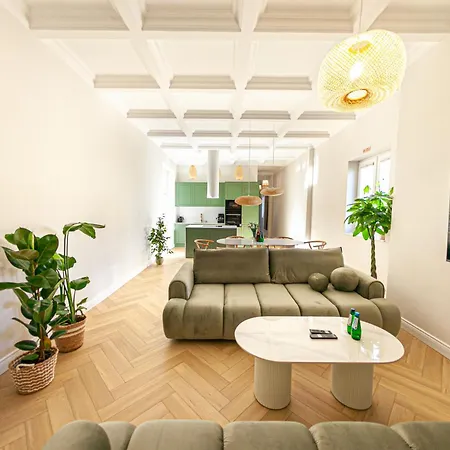 Ola Grand Sauna & Jacuzzi * Γκντανσκ