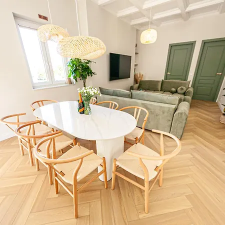 Ola Grand Sauna & Jacuzzi * Γκντανσκ