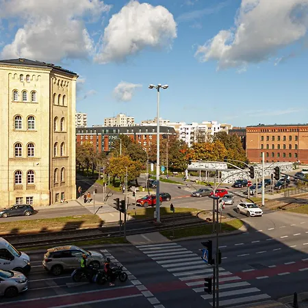 Ola Grand Sauna & Jacuzzi