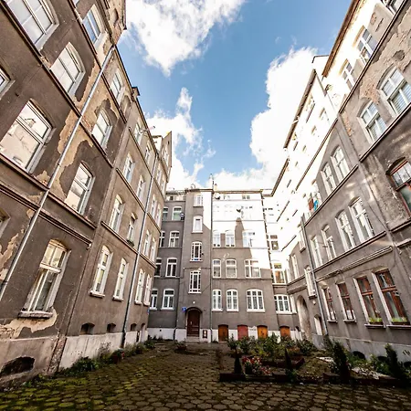 Ola Grand Sauna & Jacuzzi Διαμέρισμα *