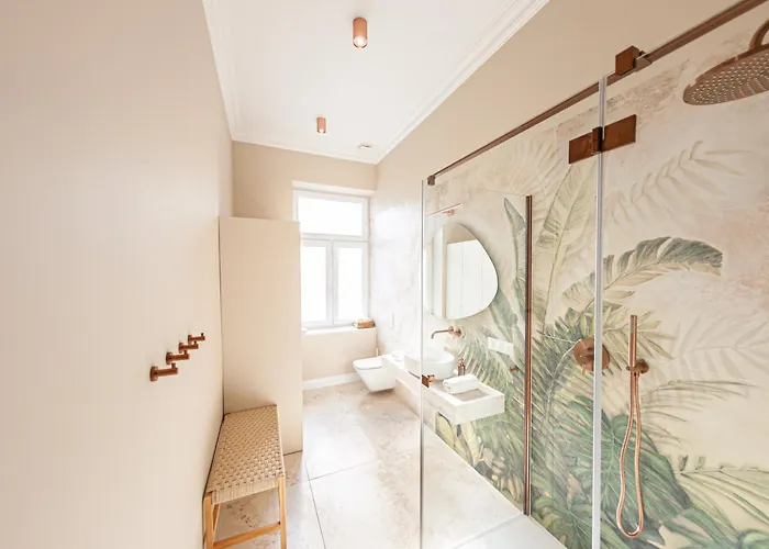 Ola Grand Sauna & Jacuzzi アパート