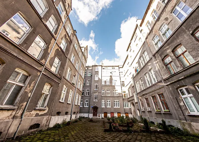 Ola Grand Sauna & Jacuzzi アパート *