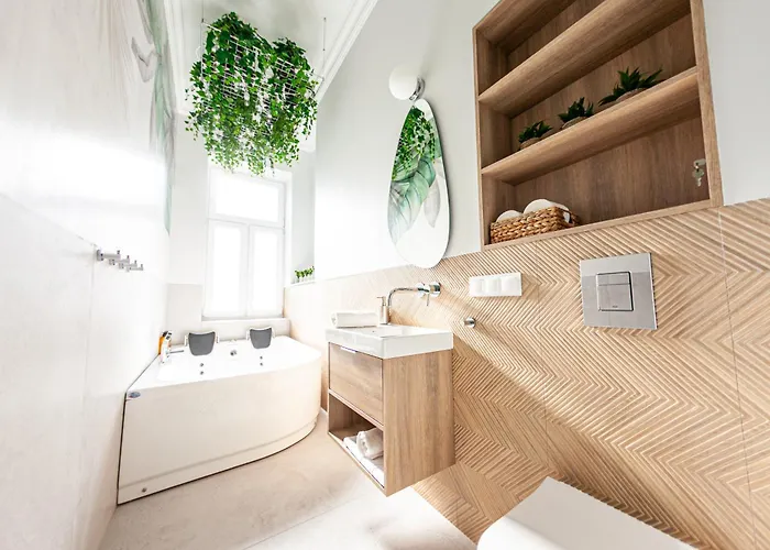 Ola Grand Sauna & Jacuzzi 格但斯克